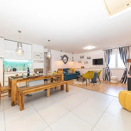 & Gordana Apartmán