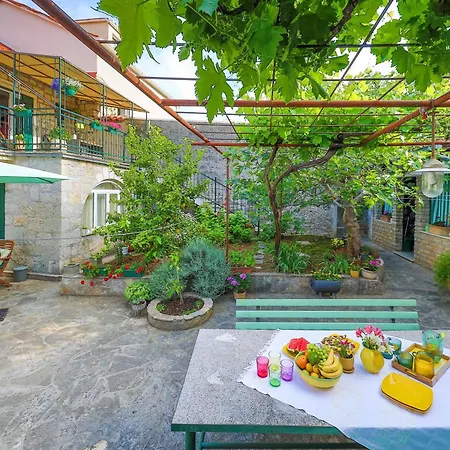 Apartments&studio Gordana * Split